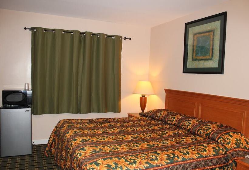 Отель Driftwood Inn