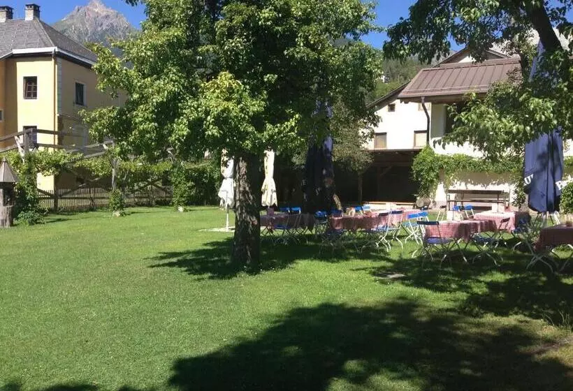 Hotelli Gasthaus Sonne