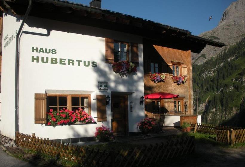 ホテル Haus Hubertus