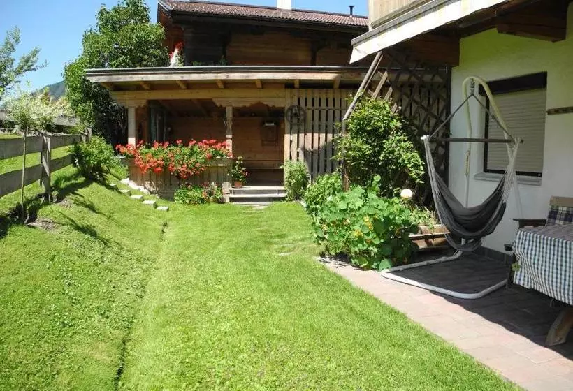 هتل Haus Schatzbergblick