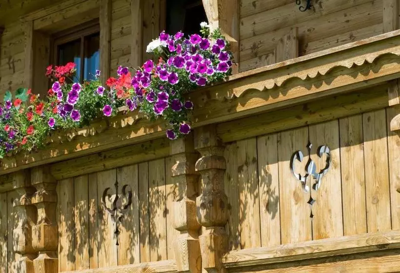 هتل Haus Schatzbergblick