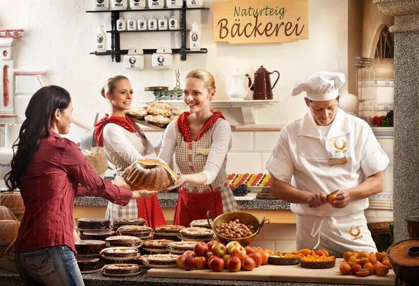 فندق Landzeit Restaurant Voralpenkreuz