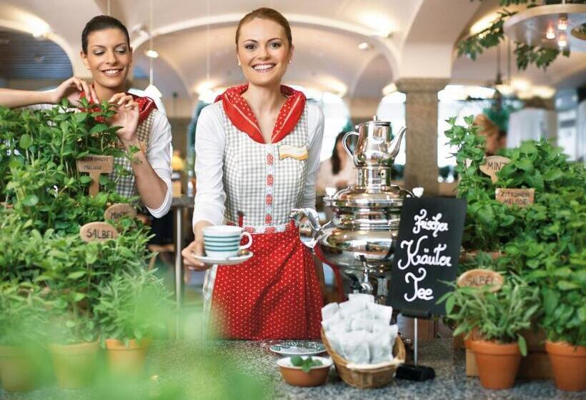 호텔 Landzeit Restaurant Voralpenkreuz