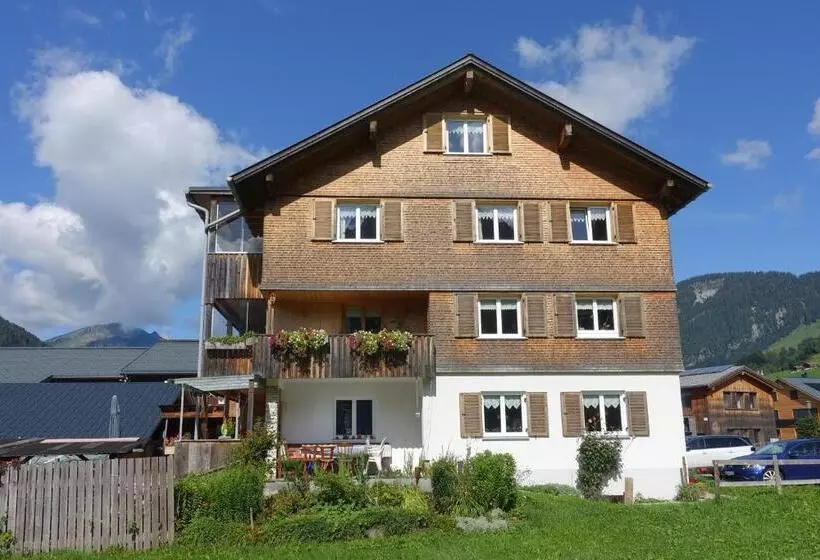 ホテル Pension Haus Romy