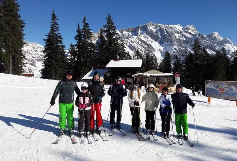 Hotelli Pension Stubachblick