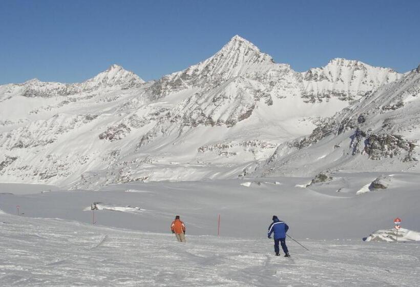 ホテル Pension Stubachblick