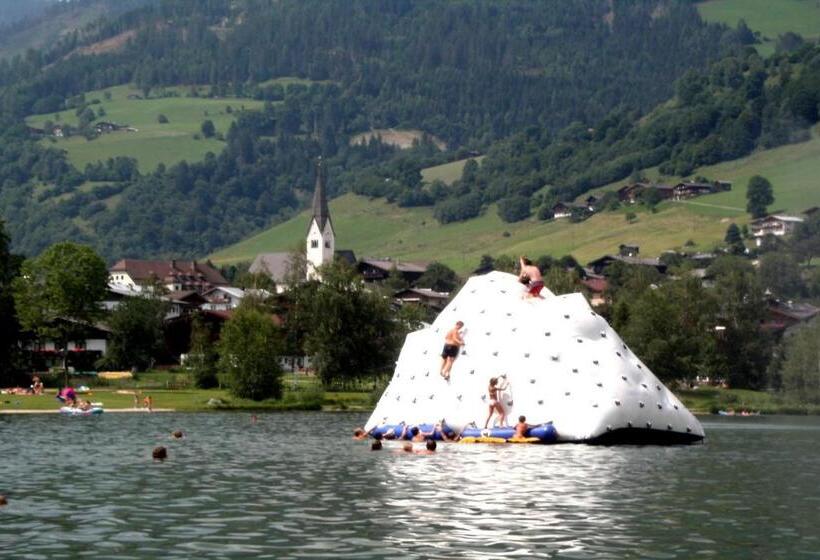 ホテル Pension Stubachblick