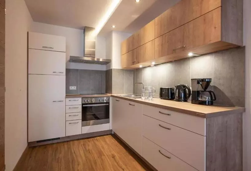 ホテル Postgasthof Fischerwirt