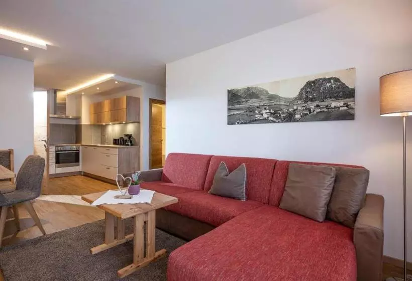 ホテル Postgasthof Fischerwirt