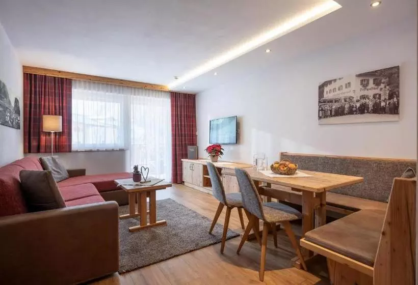 ホテル Postgasthof Fischerwirt