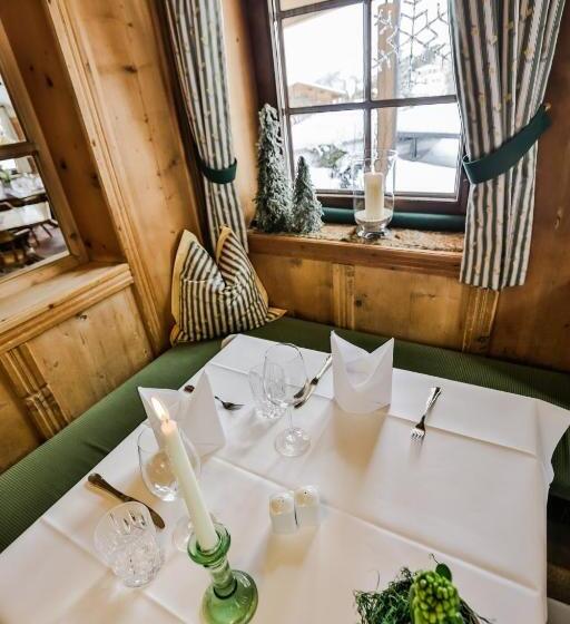 酒店 S'hoamatl Dorfkrug Appartements