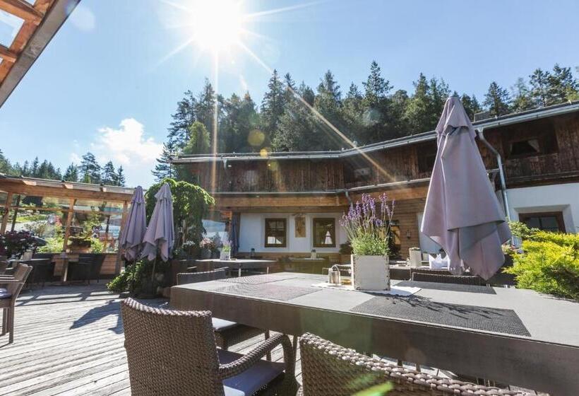 酒店 S'hoamatl Dorfkrug Appartements