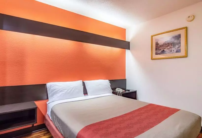 Motel 6 Chattanooga Downtown