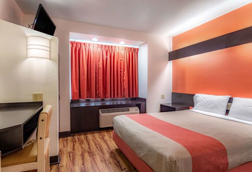 Motel 6 Chattanooga Downtown