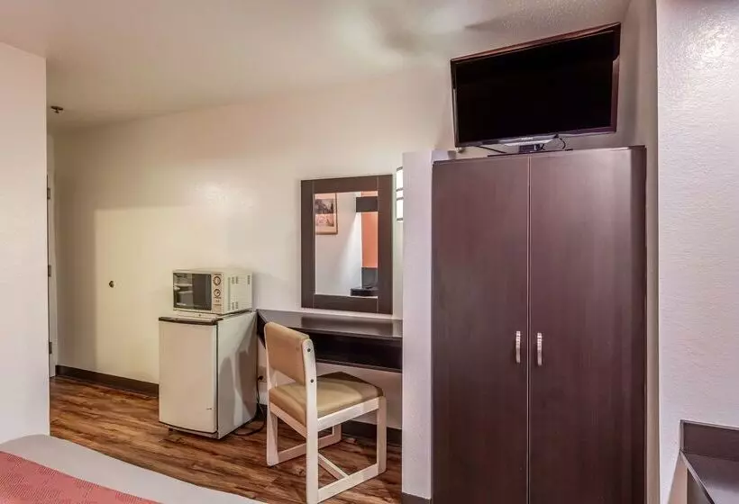 Motel 6 Chattanooga Downtown