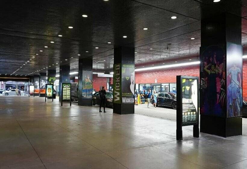 酒店 Home2 Suites by Hilton New York Times Square