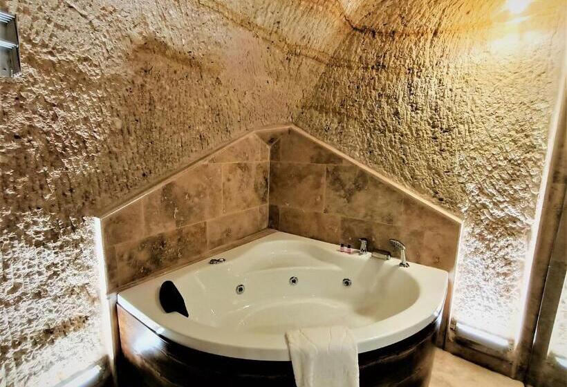 Hotel Pegas Cave Suites