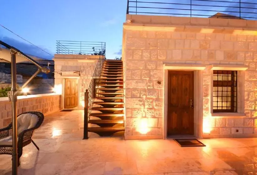 Hotel Pegas Cave Suites