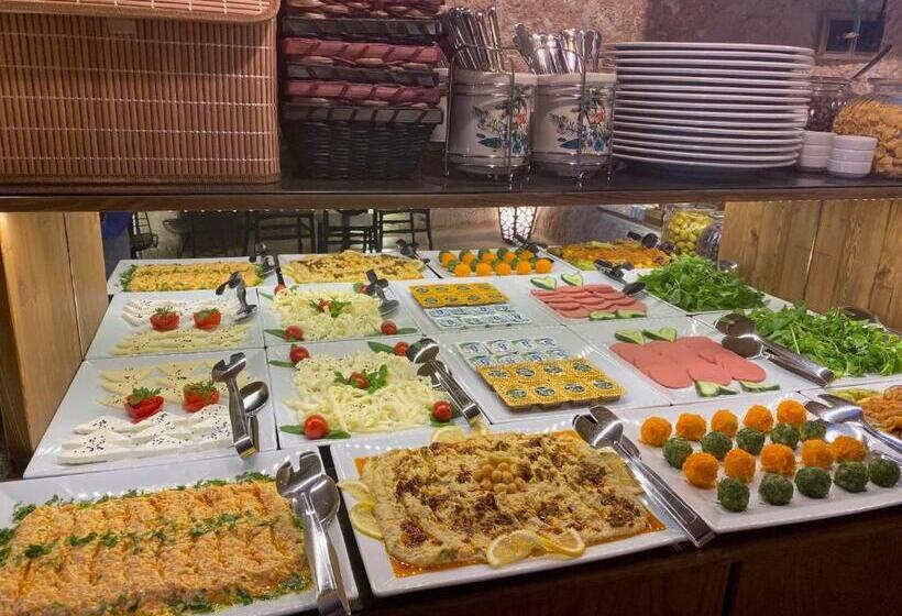 Hotel Pegas Cave Suites