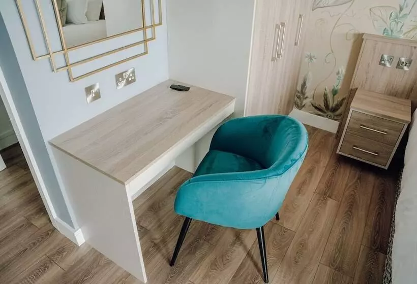 Hotelli Shoreline Apartments