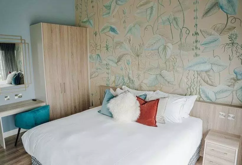 Hotelli Shoreline Apartments