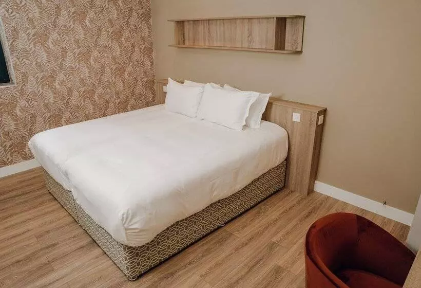 Hotelli Shoreline Apartments