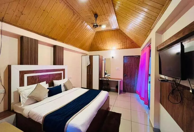 Hotelli Sky Hill Top A Unit Of Kasauli View