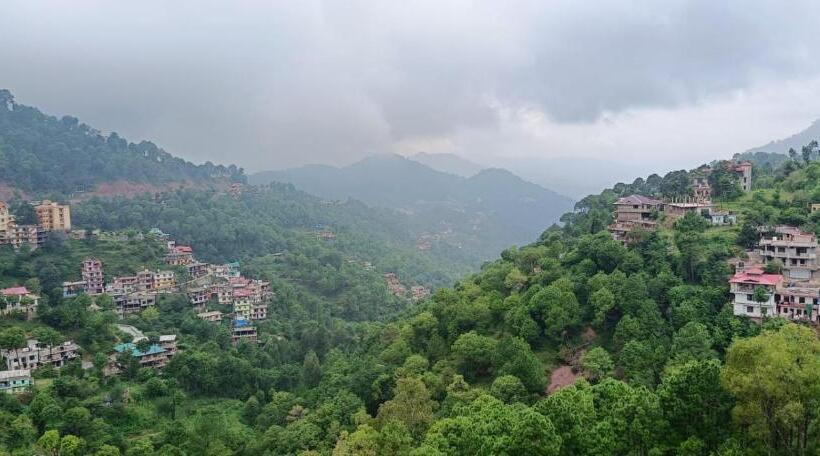 בית מלון כפרי Sky Hill Top A Unit Of Kasauli View