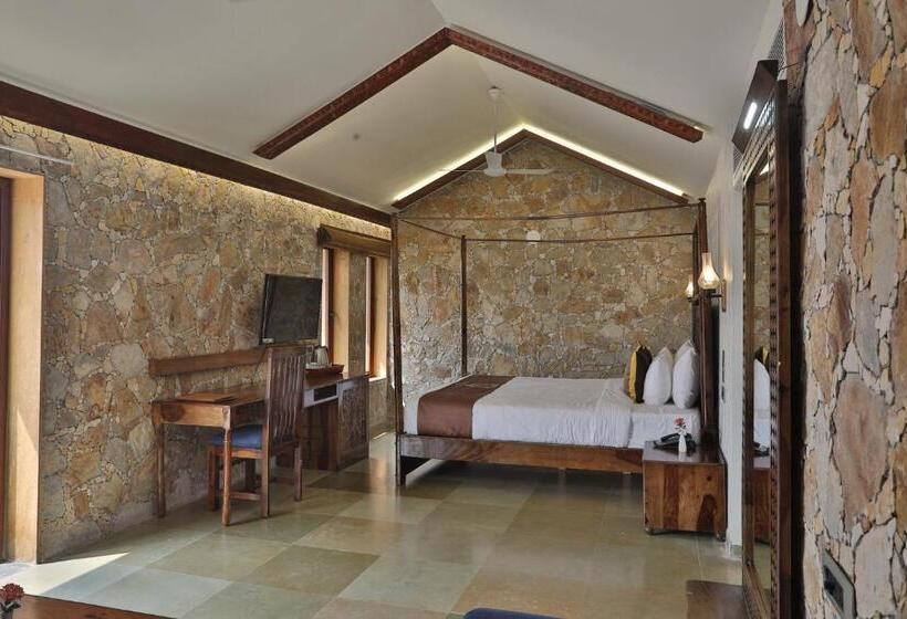 ホテル Vikrama Sarovar Portico Pavagadh