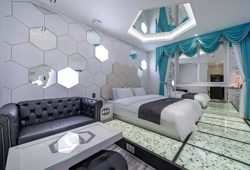 Motel Goseong Luxury Hotel Signature