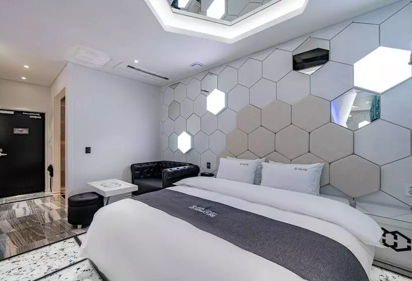 モーテル Goseong Luxury Hotel Signature