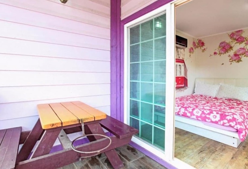 Taean Jangmibit Insaeng Pension