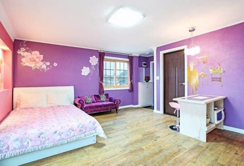 Taean Jangmibit Insaeng Pension