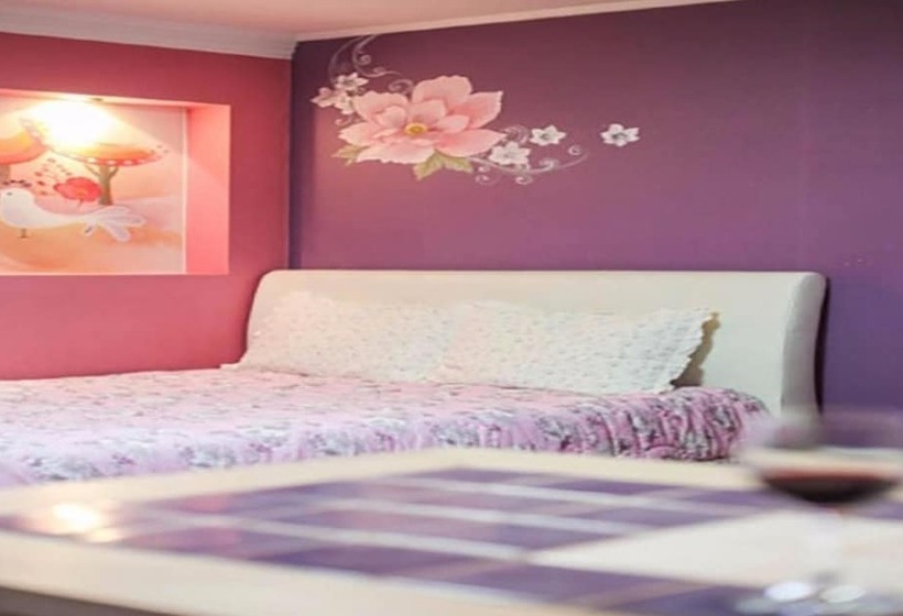 Taean Jangmibit Insaeng Pension