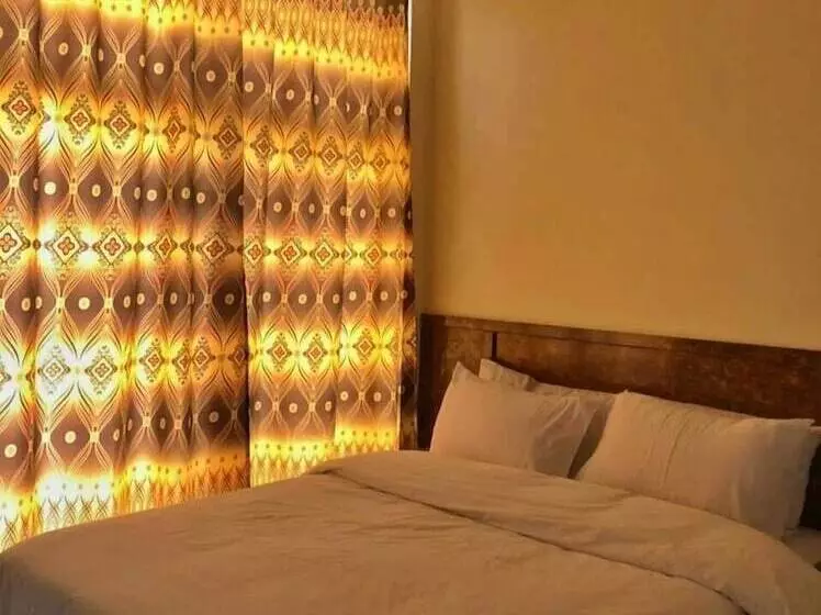 Vista Hotel Danyore