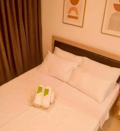 1br Condo In Parañaque