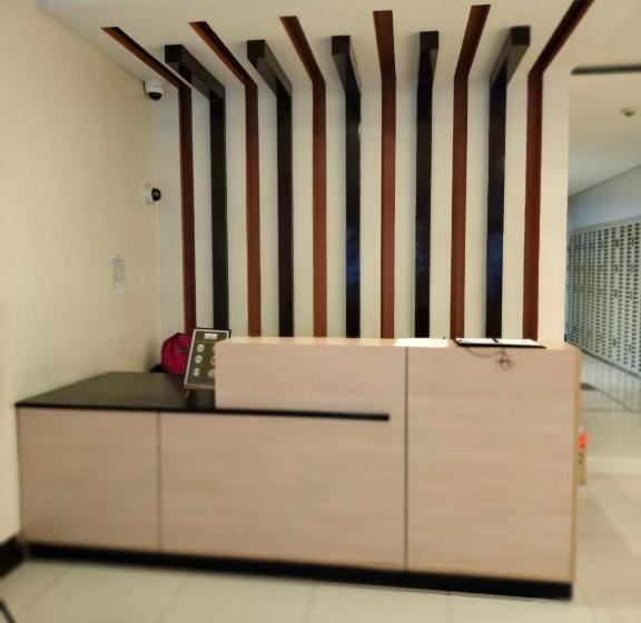 2 Palm Tree Villas Condotel Near Airport By Rqui