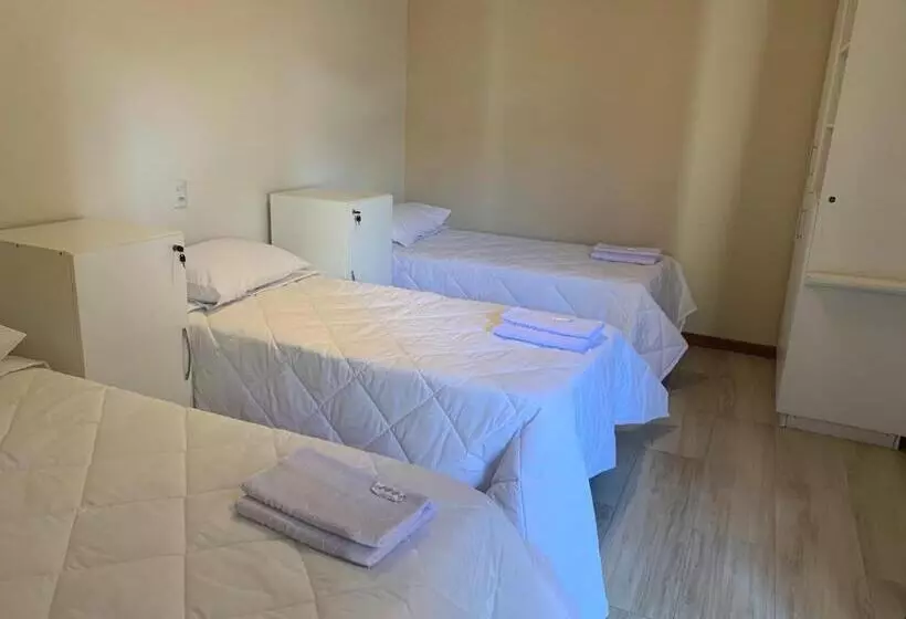 ユースホステル Pousada Lazúli