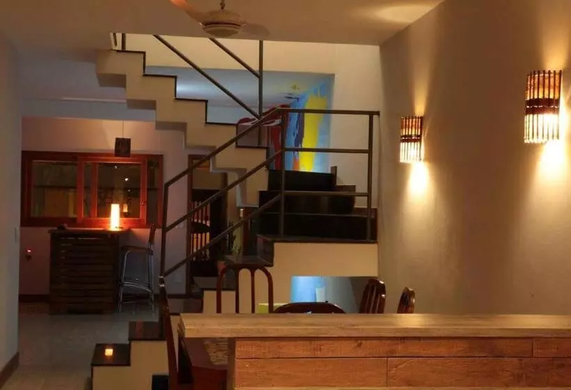 ユースホステル Pousada Lazúli