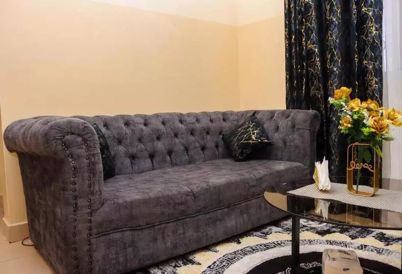 تختخواب و صبحانه Petra Homes