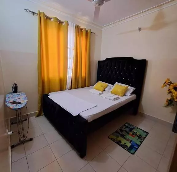 تختخواب و صبحانه Petra Homes