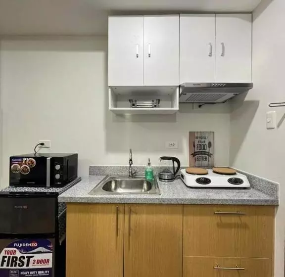 Casa De Gomez At Mesaverte Residences