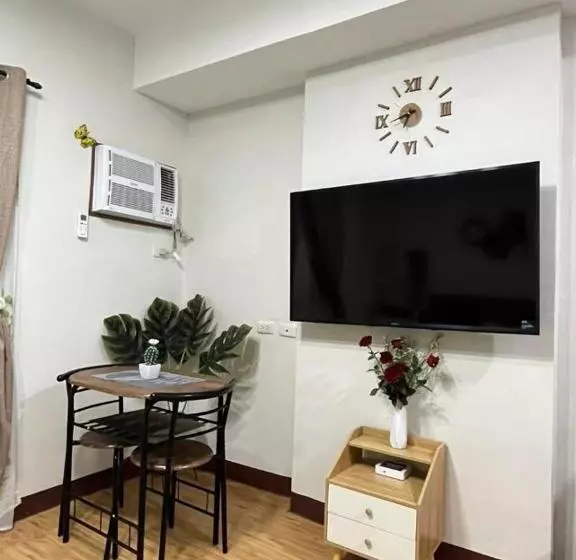 Casa De Gomez At Mesaverte Residences