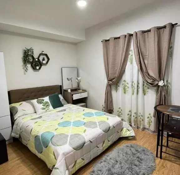 Casa De Gomez At Mesaverte Residences