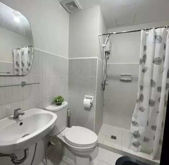 Casa De Gomez At Mesaverte Residences