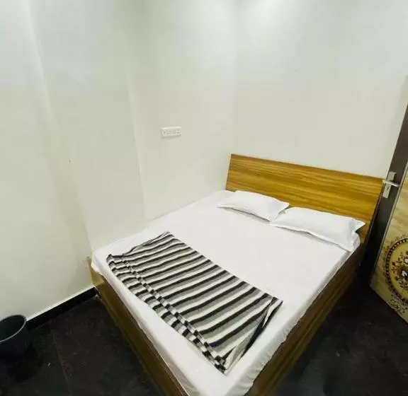 Hotel Arsh Palace