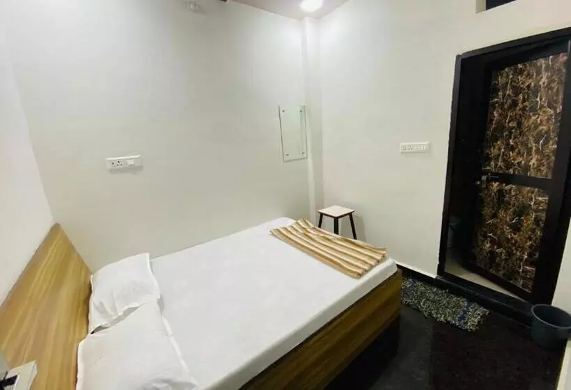 Hotel Arsh Palace