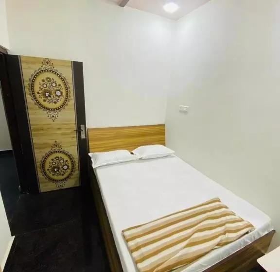 Hotel Arsh Palace