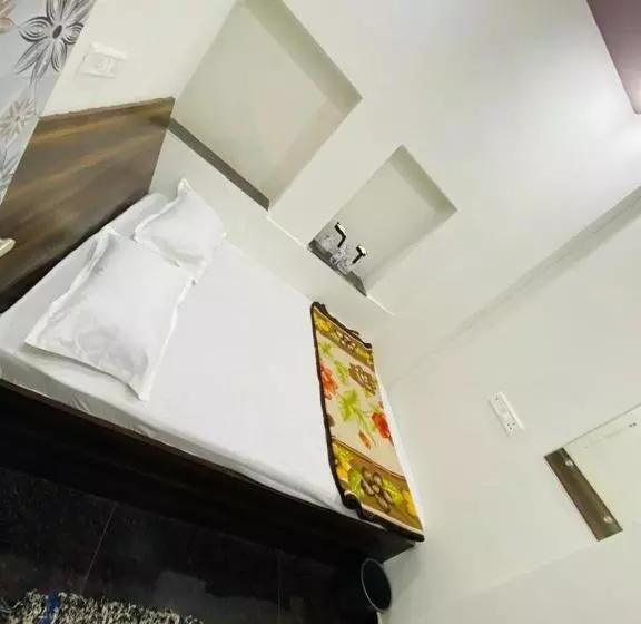 Hotel Arsh Palace