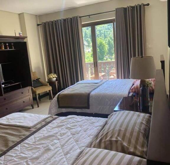 Hotel Carol Crosswinds Tagaytay